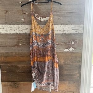 CUPSHE Floral coverup, size M